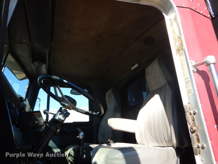 image for item DI1007 1997 Kenworth T800  dump truck