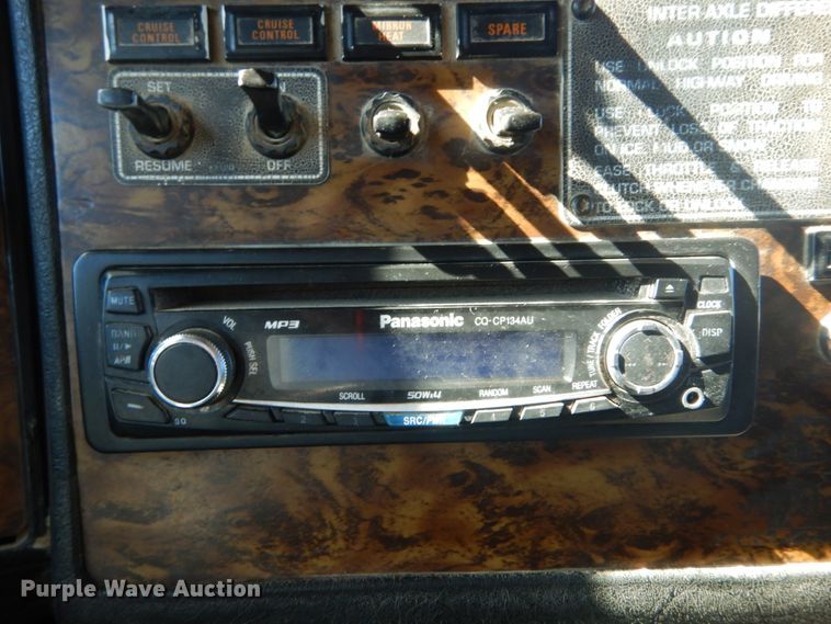 image for item DI1007 1997 Kenworth T800  dump truck