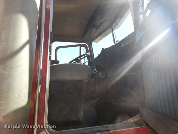 image for item DI1007 1997 Kenworth T800  dump truck