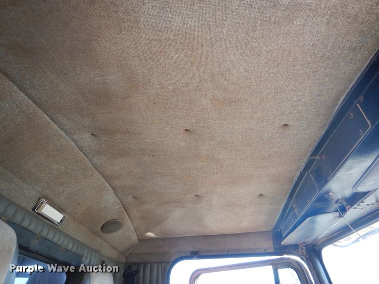 image for item DI1007 1997 Kenworth T800  dump truck