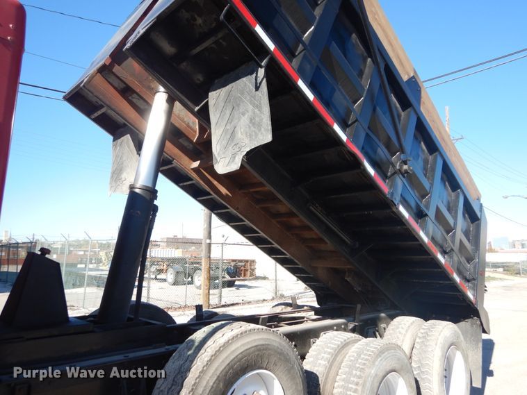 image for item DI1007 1997 Kenworth T800  dump truck