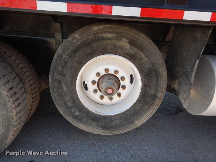 image for item DI1007 1997 Kenworth T800  dump truck