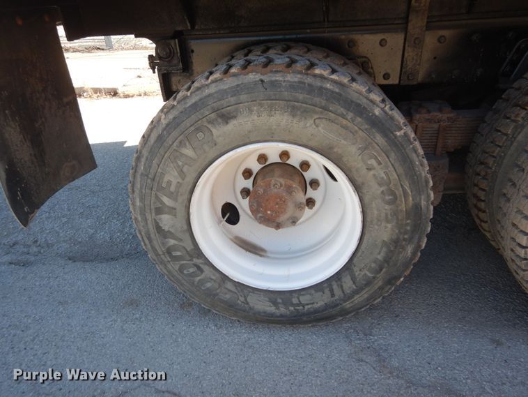 image for item DI1007 1997 Kenworth T800  dump truck