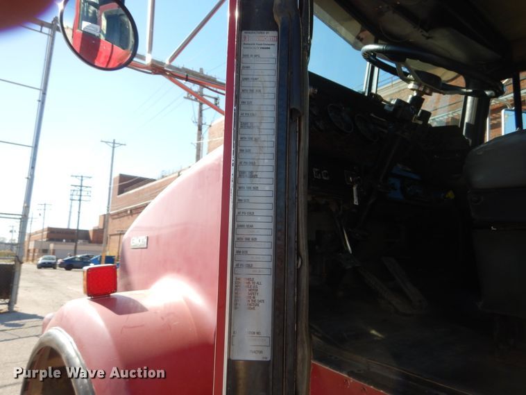 image for item DI1007 1997 Kenworth T800  dump truck