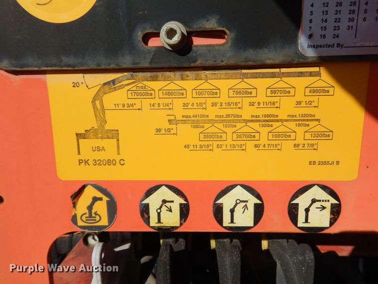 image for item DI1010 2005 Kenworth T800  semi truck with crane