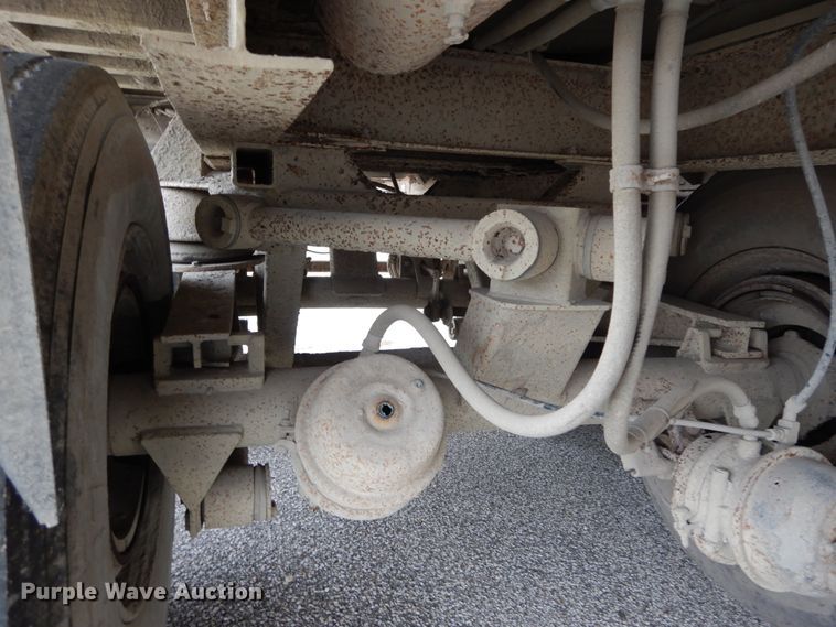 image for item DI1070 1985 East push ejection trailer