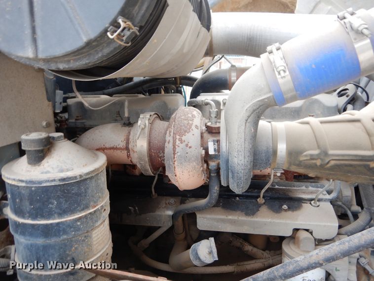 image for item DI1071 2005 Mack CV713  winch truck