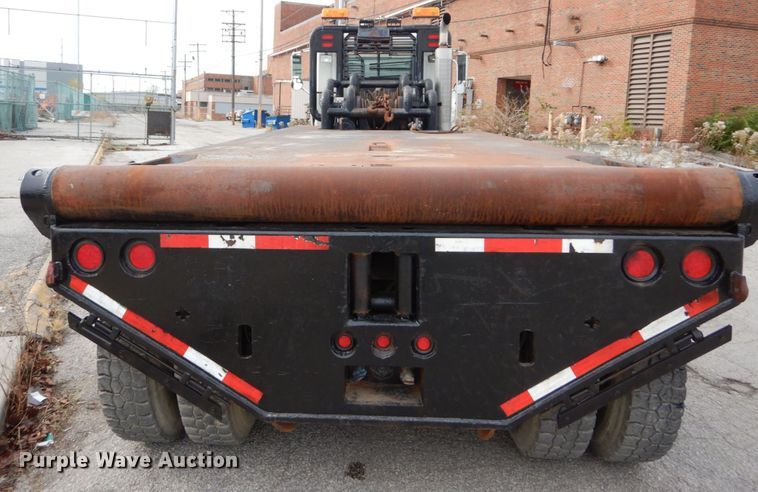 image for item DI1071 2005 Mack CV713  winch truck