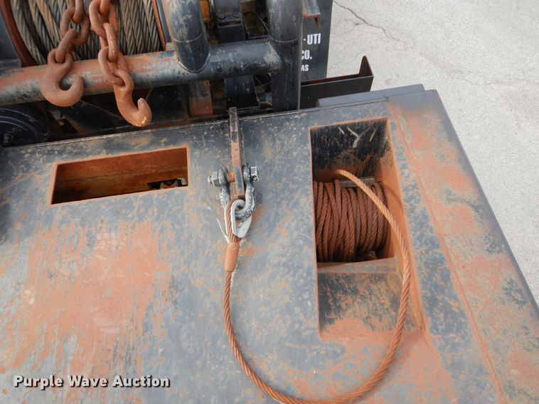 image for item DI1071 2005 Mack CV713  winch truck