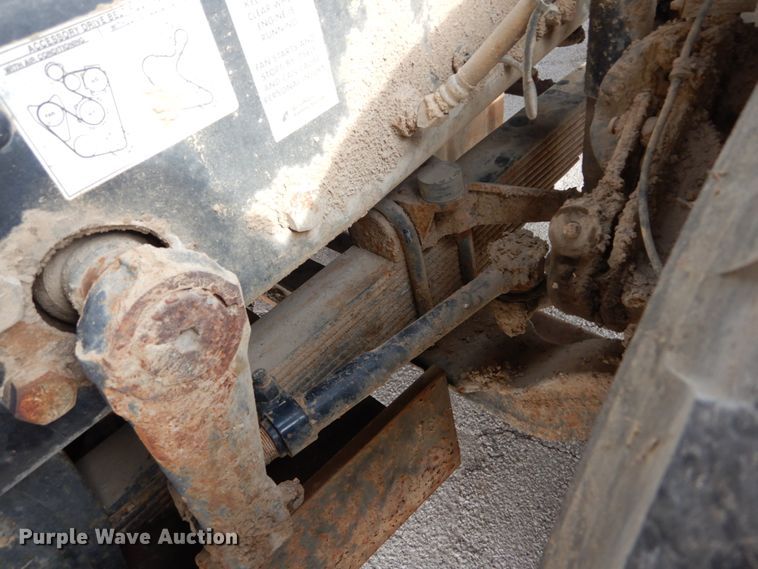 image for item DI1071 2005 Mack CV713  winch truck