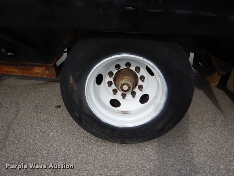 image for item DI1071 2005 Mack CV713  winch truck