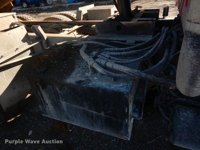 image for item DI1075 2003 International 7400  dump truck