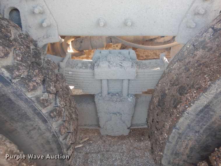 image for item DI1075 2003 International 7400  dump truck