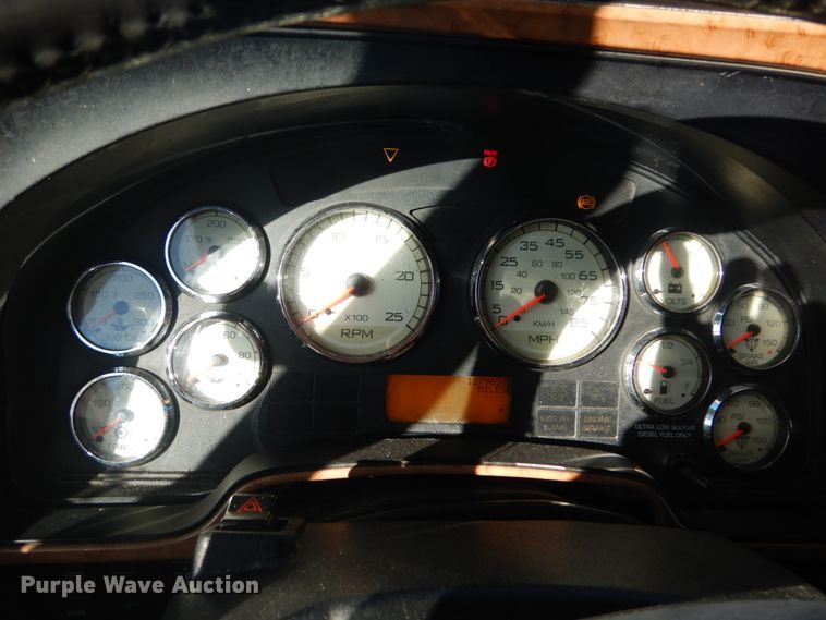 image for item DI1077 2010 International ProStar  semi truck