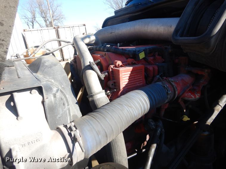 image for item DI1077 2010 International ProStar  semi truck