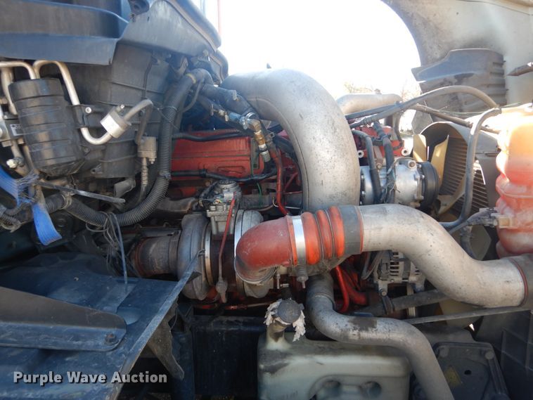 image for item DI1077 2010 International ProStar  semi truck