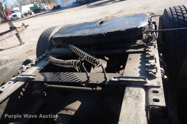 image for item DI1077 2010 International ProStar  semi truck