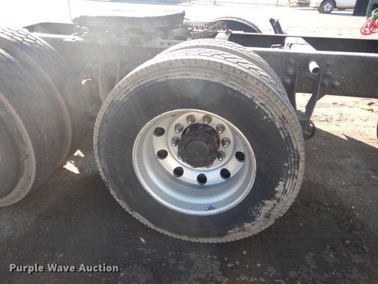 image for item DI1077 2010 International ProStar  semi truck