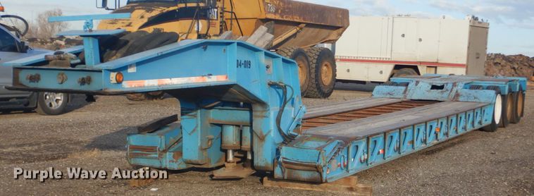 image for item DI2390 1987 Eager Beaver 50HG/HS50-TON lowboy equipment trailer