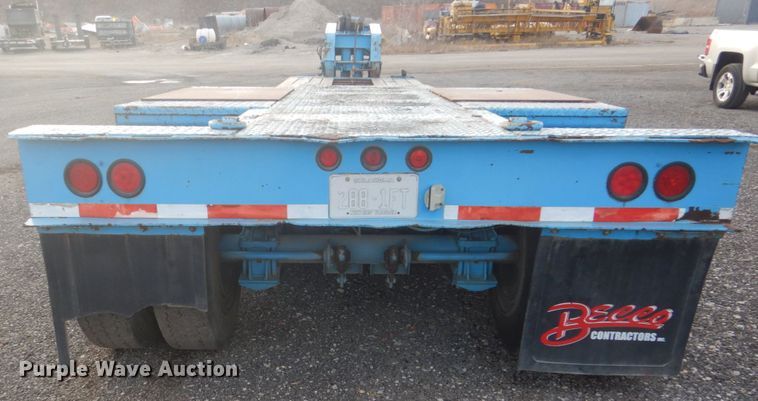 image for item DI2390 1987 Eager Beaver 50HG/HS50-TON lowboy equipment trailer