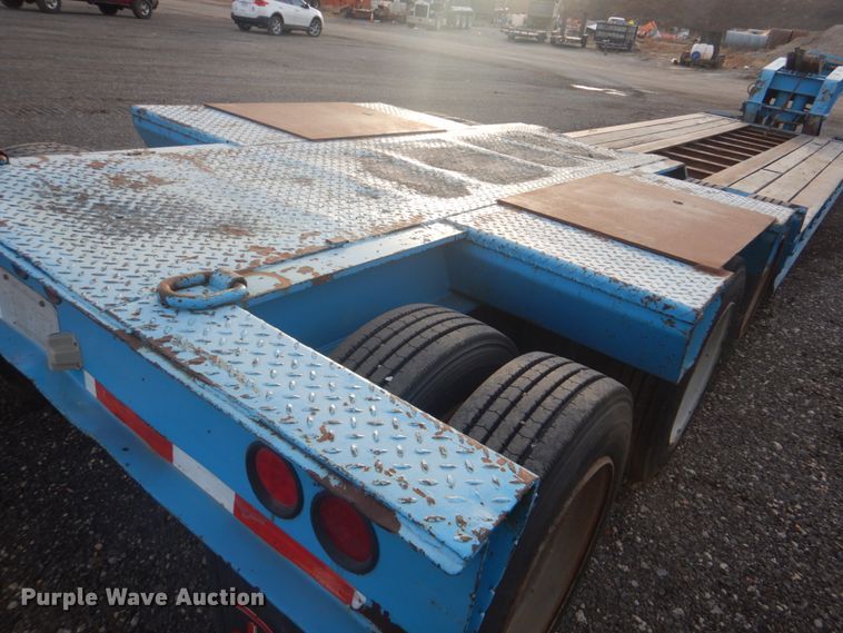 image for item DI2390 1987 Eager Beaver 50HG/HS50-TON lowboy equipment trailer