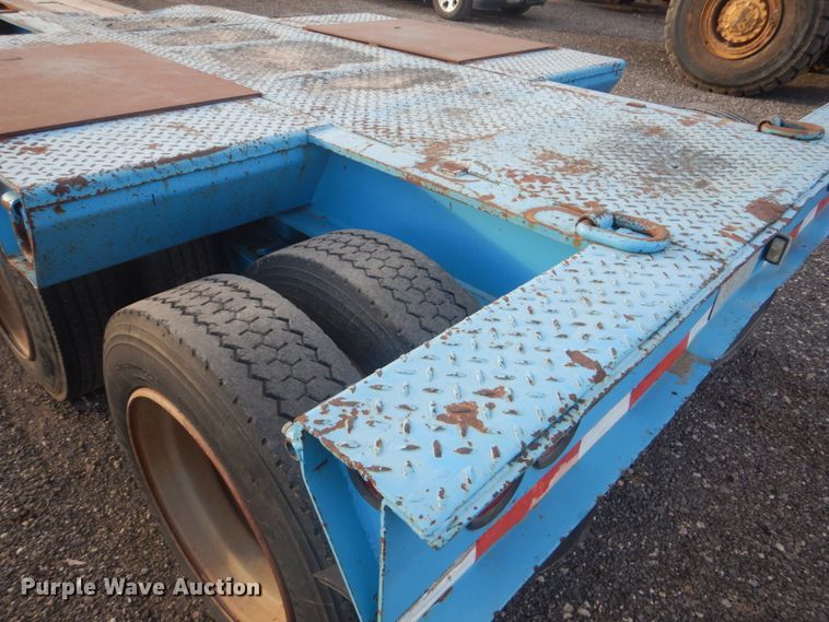 image for item DI2390 1987 Eager Beaver 50HG/HS50-TON lowboy equipment trailer