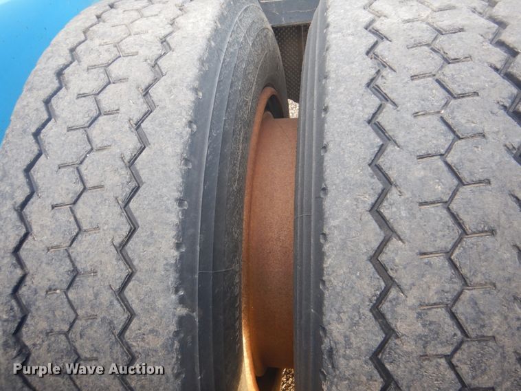 image for item DI2390 1987 Eager Beaver 50HG/HS50-TON lowboy equipment trailer