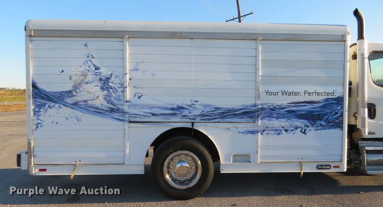 image for item DI3896 2008 Freightliner Business Class M2  delivery truck