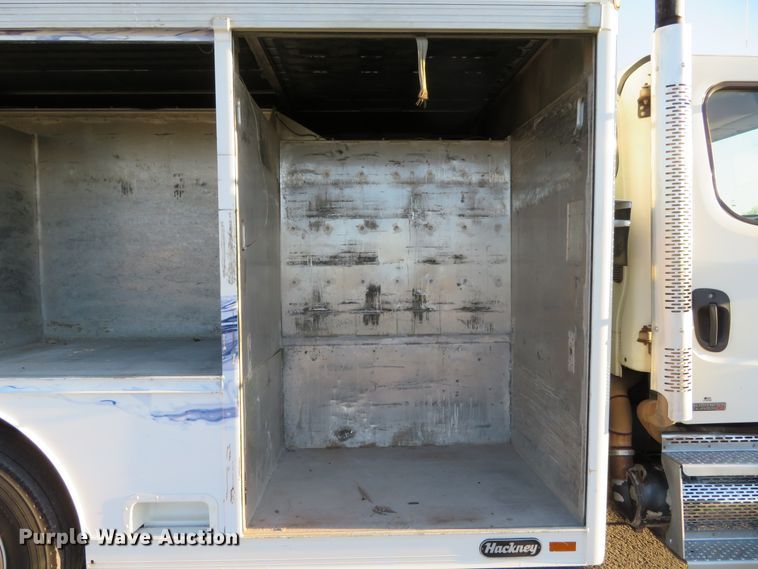 image for item DI3896 2008 Freightliner Business Class M2  delivery truck