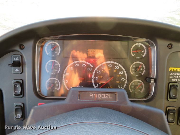 image for item DI3896 2008 Freightliner Business Class M2  delivery truck