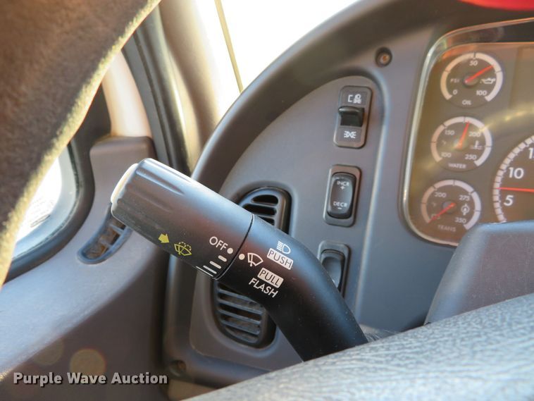 image for item DI3896 2008 Freightliner Business Class M2  delivery truck