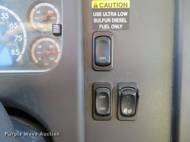 image for item DI3896 2008 Freightliner Business Class M2  delivery truck