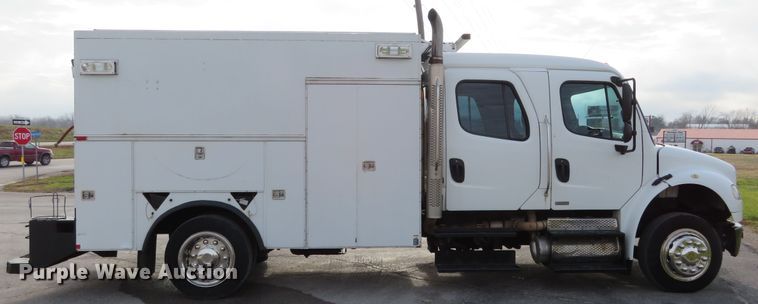 image for item DI3911 2009 Freightliner Business Class M2  utility truck