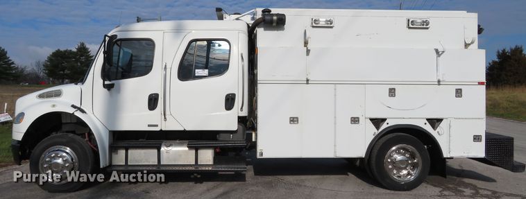 image for item DI3911 2009 Freightliner Business Class M2  utility truck