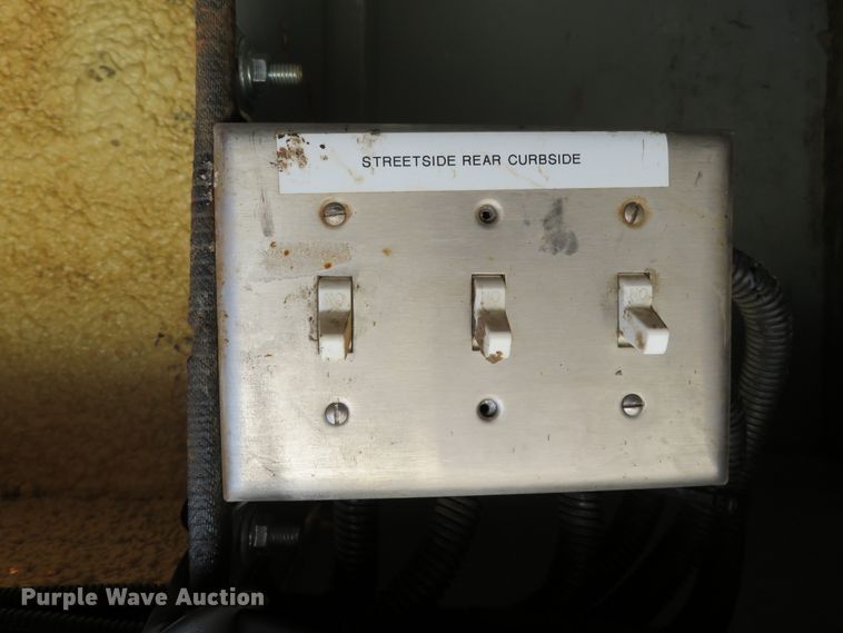 image for item DI3911 2009 Freightliner Business Class M2  utility truck