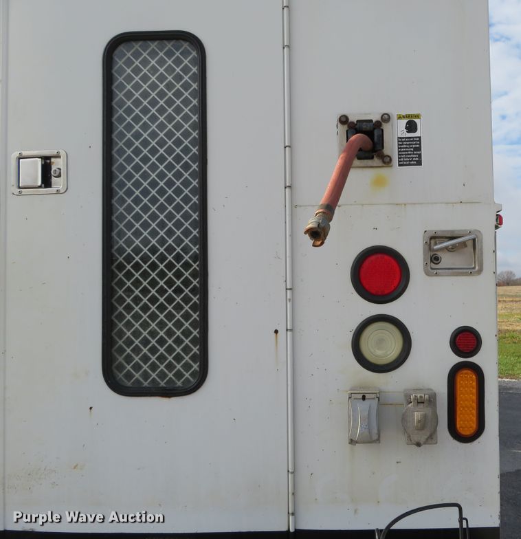 image for item DI3911 2009 Freightliner Business Class M2  utility truck