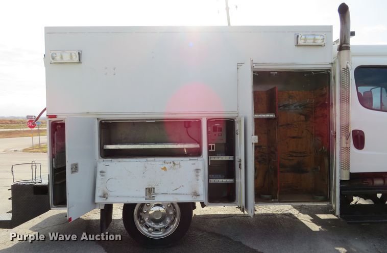 image for item DI3911 2009 Freightliner Business Class M2  utility truck