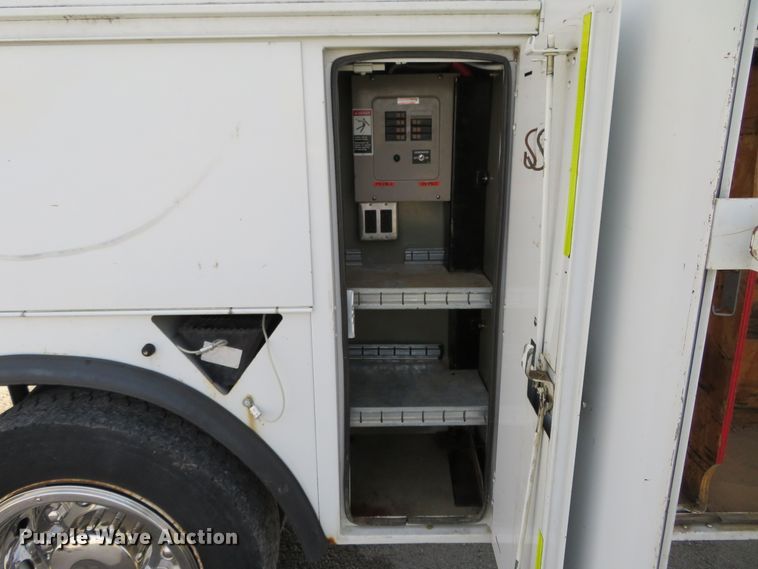 image for item DI3911 2009 Freightliner Business Class M2  utility truck