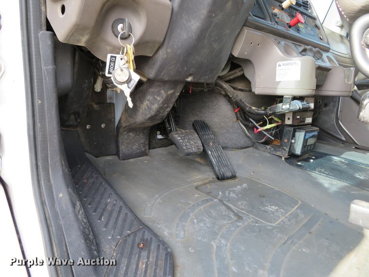 image for item DI3911 2009 Freightliner Business Class M2  utility truck