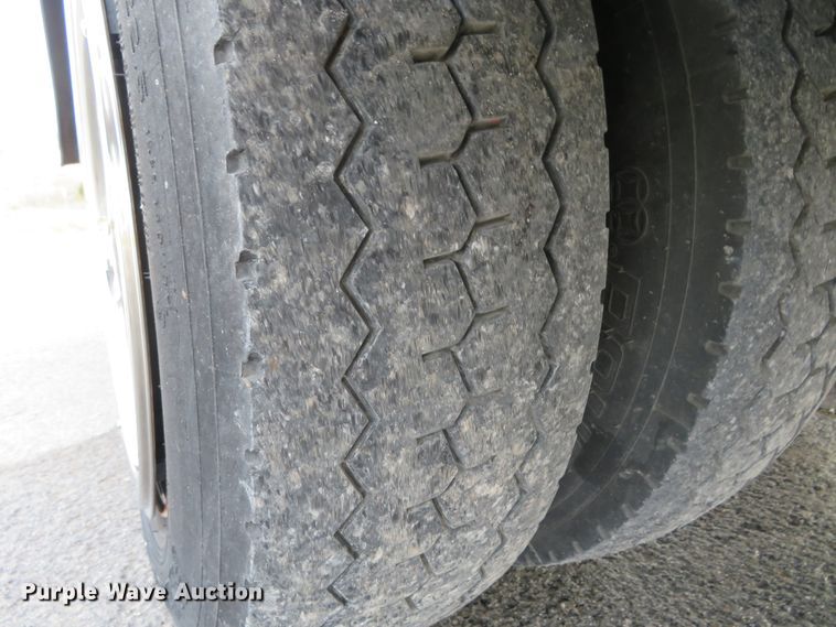 image for item DI3911 2009 Freightliner Business Class M2  utility truck