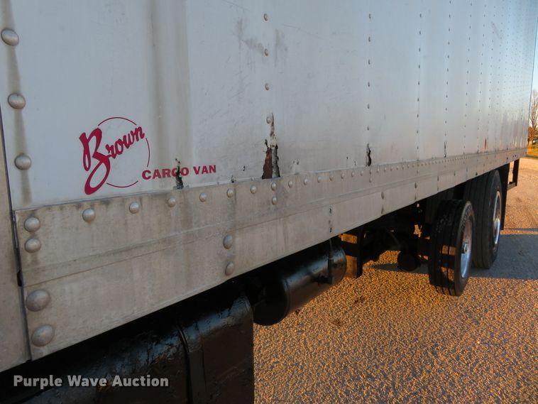 image for item DI3921 2004 Ford F750 Super Duty XLT  box truck