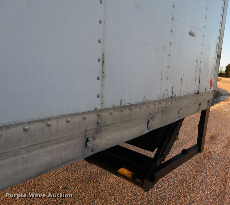 image for item DI3921 2004 Ford F750 Super Duty XLT  box truck