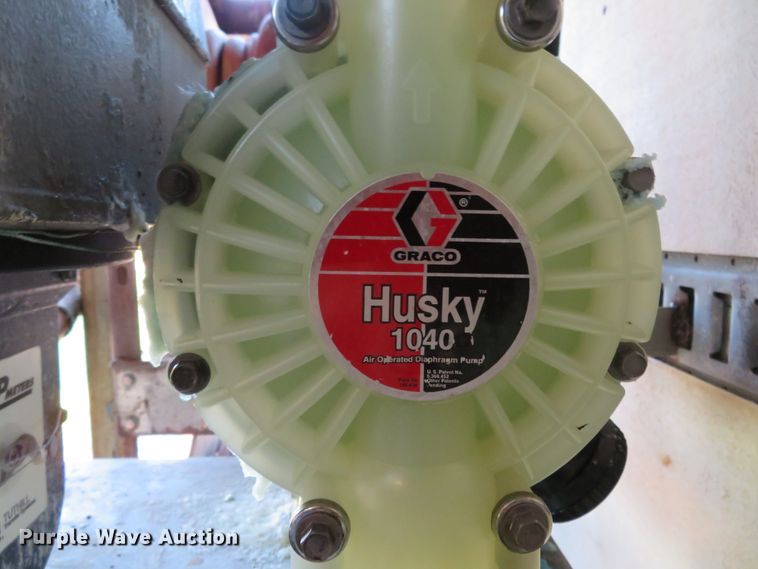 image for item DI3921 2004 Ford F750 Super Duty XLT  box truck