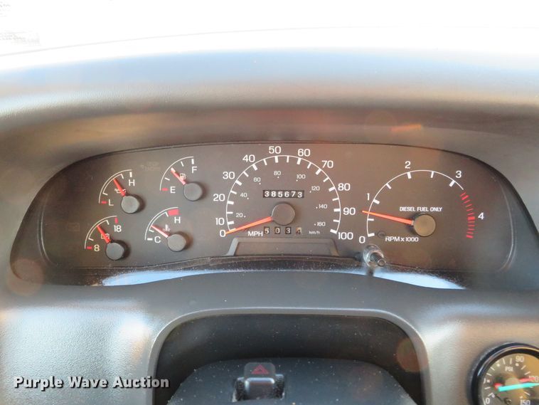 image for item DI3921 2004 Ford F750 Super Duty XLT  box truck