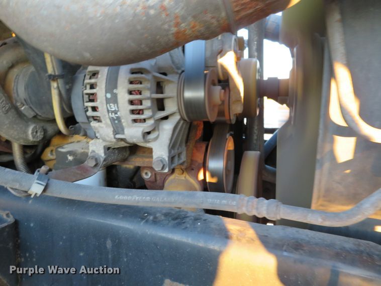 image for item DI3921 2004 Ford F750 Super Duty XLT  box truck