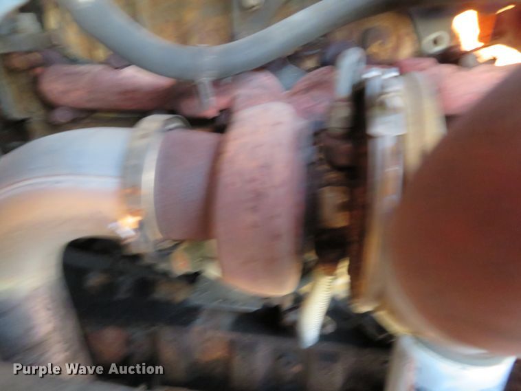 image for item DI3921 2004 Ford F750 Super Duty XLT  box truck