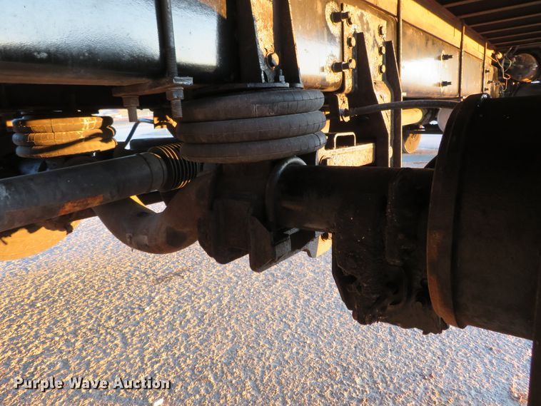 image for item DI3921 2004 Ford F750 Super Duty XLT  box truck