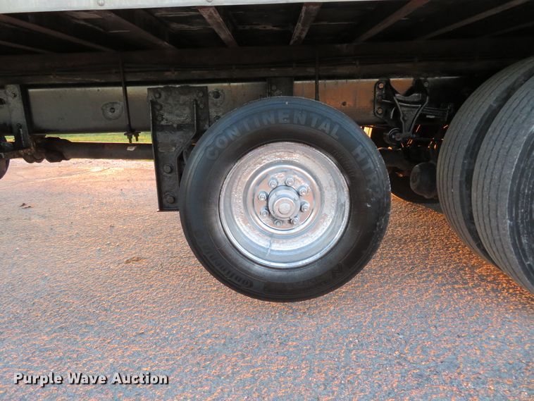 image for item DI3921 2004 Ford F750 Super Duty XLT  box truck