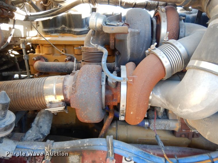 image for item DI8063 2006 Kenworth W900  semi truck