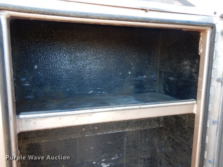 image for item DI8063 2006 Kenworth W900  semi truck